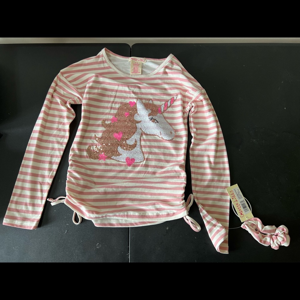 Cute unicorn shirt with matching scrunchie! NWT